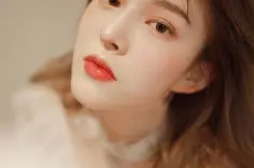 知名女网红翻车每天收入几万礼物却被曝光是AI生成的人物