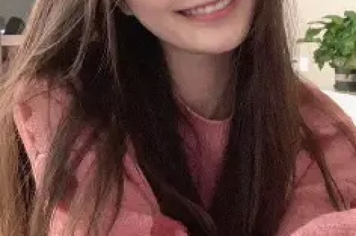 冉莹颖人设崩了想和邹市明收入AA女方账号被冲 网友神评太扎心